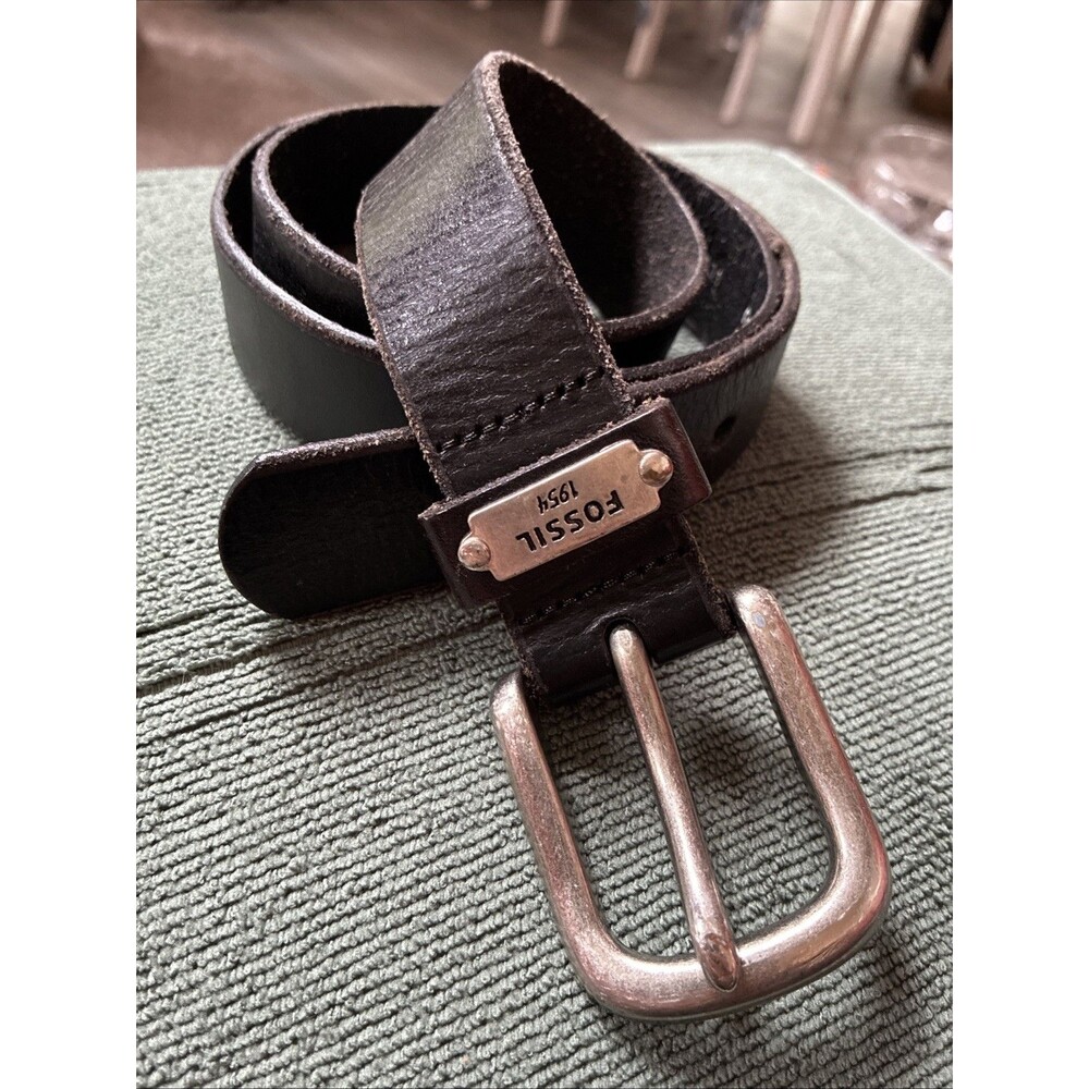 Men's Fossil 1954 logo plate leather belt medium